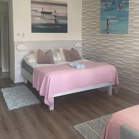Szelrozsa Apartmanhaz Velence
