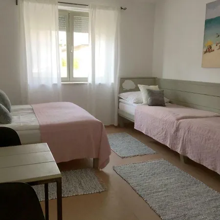 Szelrozsa Apartmanhaz *