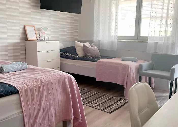 Szelrozsa Apartmanhaz Веленце